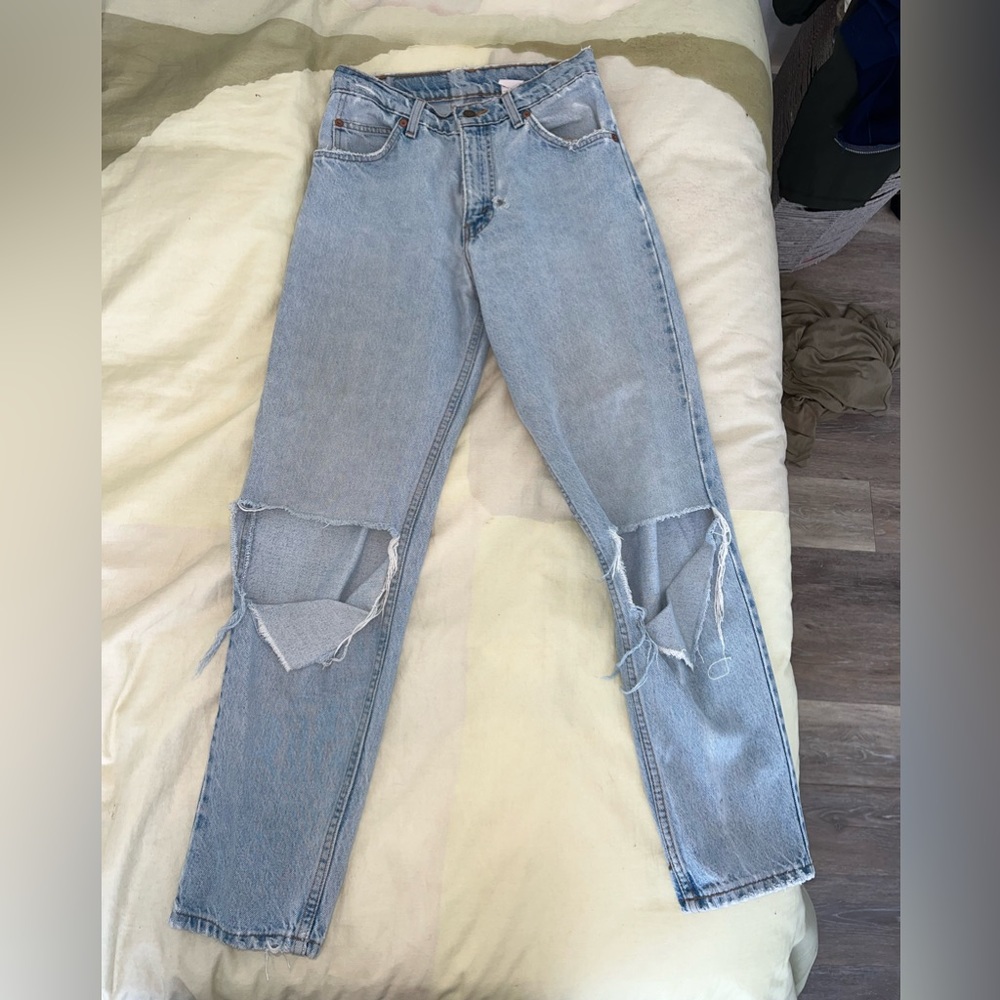 Levis